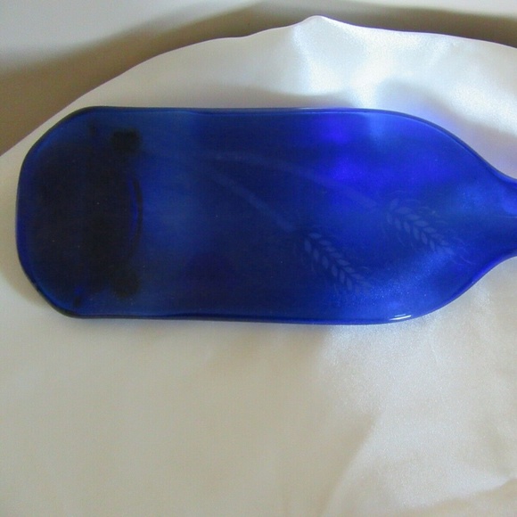 BLue Glass Flat Wine Bottle Shilo Glass - Picture 7 of 7
